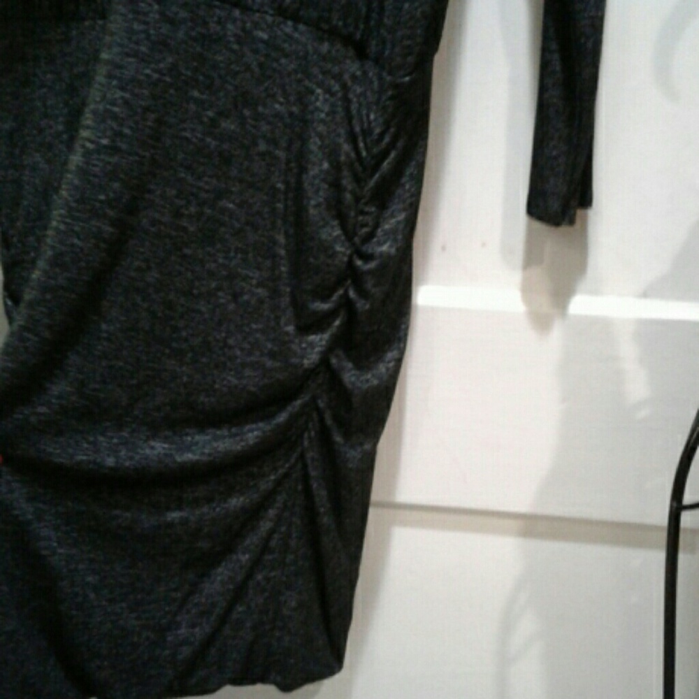 Dress - Picture 4 of 5